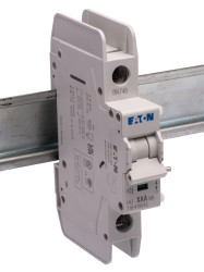 Ochronnik przepięciowy 3-fazowy, 15kA, 110 → 230 V dc, 110 → 415V ac, montaż Szyna DIN, -5 → +40