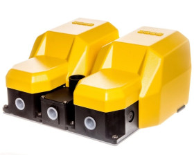 Podwójny wyłącznik nożny z osłoną z metalu (NO+NC)+2(NO+NC) 2 prędkości, T0-PDKA22BG20