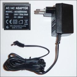 Zasilacz 9V AC 300mA wtyk 3,5/1,35 (prąd zmienny)