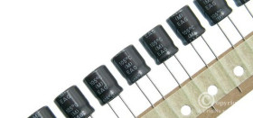330uF/25V/105C LOW ESR (OPAK. 10 SZT.) KONDENSATOR ELEKTROLITYCZNY