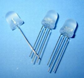 L-799-EGW 8mm RED/GREEN 3-PIN KINGBRIGHT