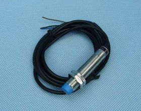 JM-12L-Y4PK PNP NO 4mm CZUJNIK INDUK