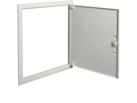 fw2 Rama maskująca z drzwiami do obudów p/t dla FW324FT FW324FD HAGER