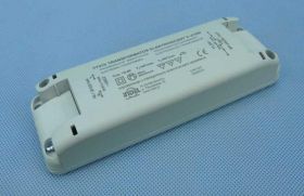 YD-210 12VAC 0-210W TRAFO ELEK.