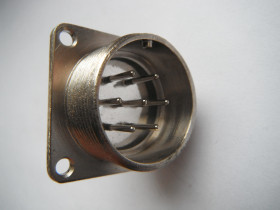 2RMGD27B7Sz5E2B Uchwyt agregatowy gniazdo złącze wtyk 7 pin