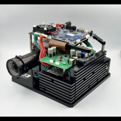 DPM-E4750RGBHBLC2OX - zestaw ewaluacyjny z projektorem DLP (2000 lumenów)