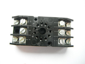 Podstawka przekaźnik R15 RTx 11 gniazd podstawa GZ 11