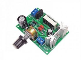 Zasilacz obniżający napięcie LM317 z wyświetlaczem