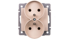 Logi Gniazdo Podwójne Z Uziemieniem Śrubowy Kremowy 16A 250V 021253103 25151