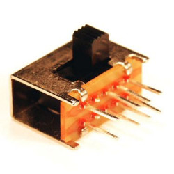Przełącznik suwakowy SK23D01G4