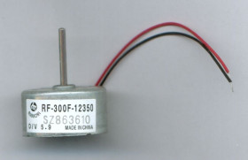 SILNICZEK DVD RF-300F-12350 5,9V DŁUGA OŚKA