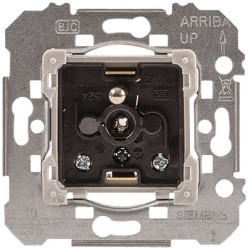 Gniazdo elektryczne Typ E - gniazdo francuskie natynkowe Siemens