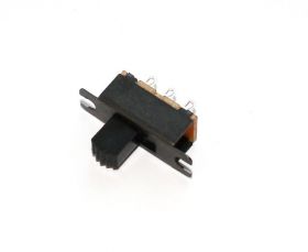 Przełącznik suwakowy SM12F11G7 ON-ON 7,5x23,6x7mm (2szt)