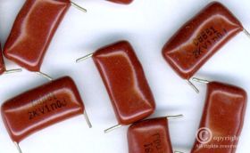 1,0nF/2000V r=15mm KONDENSATOR (10 SZTUK)