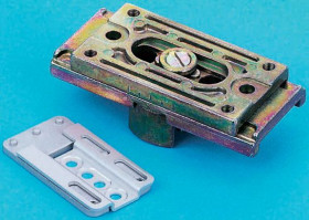 Elementy montażowe Wspornik montażowy Pepperl + Fuchs do Varikont