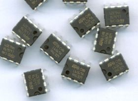 L6569A DIL8 UKŁAD SCALONY