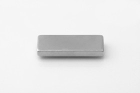 40x15x5 mm Cuboidal N38 Neodymium Magnet