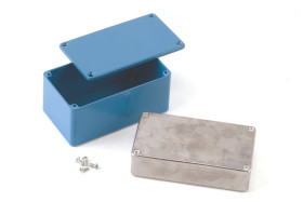 Obudowa Aluminium odlewane szerokość zew. 121 mm długość zew. 172 mm wys. zew. 55 mm Deltron Niebieski