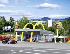 Restauracja typu fast food McDonald's z McDrive Zestaw do złożenia Vollmer 47765 N 1 szt.