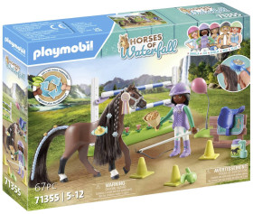 Playmobil® Horses of Waterfall Zoe & Blaze z kursem turniejowym 71355
