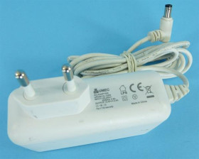 12,5V/2,50A 2,5/5,5 WT.ZASIL.IMP.BIAŁY