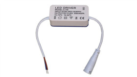 Zasilacz Cc Clark 4-7W