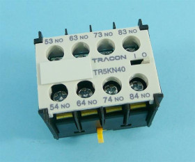 PRZEDNI STYK POM.TR1D/F,TR1E 4xNO