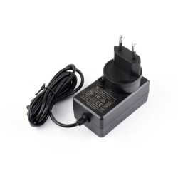 Zasilacz wtyczkowy 12V 2A wyjście 5.5/2.1mm DC jack
