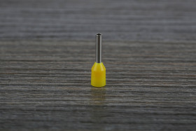 Końcówka tulejkowa izolowana 1mm² długość 8mm Żółty średnica 1.4mm Izolowane RS PRO
