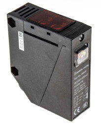 Czujniki fotoelektryczne Dyfuzyjny w obudowie prostokątnej Pepperl + Fuchs z wyjściem przekaźnikowym zakres 2 m