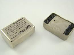 przekaźnik kontaktronowy K8 404-2 9V 4-styki TELFA