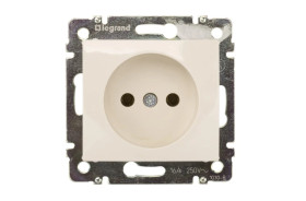 VALENA Gniazdo pojedyncze b/u 16A IP20 kremowe 774316