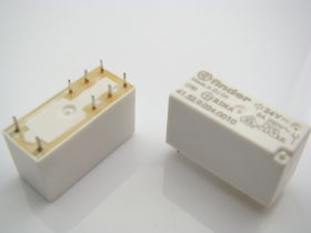 Przekaźnik 41.52.9.024.0010 FINDER 24VDC;8A;2P;st.AgNi;400mW;odp.RM84P