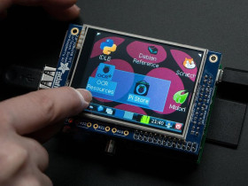 Adafruit PiTFT - 320x240 2.8" TFT+Touchscreen for Raspberry Pi