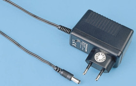 Adapter AC/DC Uwy 12V dc Iwy 800mA Wymienne 10W, typ wtyczki: Wtyk australijski/chiński, europejski, brytyjski,