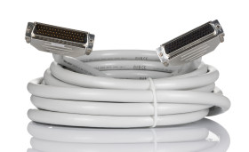 Kabel szeregowy, długość 6m, złącze A: 50-stykowe D-sub, złącze B: 50-stykowe D-sub