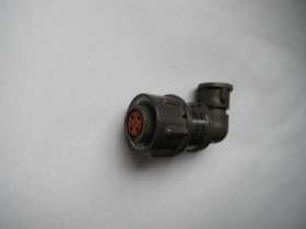 2RM14KUE4G1W1 Wtyczka kątowa ekranowana 4 gniazda