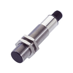 Czujnik zbliżeniowy M18 Pojemnościowy 8 mm BALLUFF Niewpuszczany 10 → 30 V DC długość 88.5mm Gwintowany