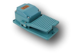 Wyłącznik nożny CFS-402