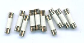 BEZPIECZNIK 20mm ZWŁOCZNY 5,00A (10 SZTUK)