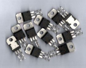 1,8V LD1117-1V8 LD18V TO-220 STM STABILIZATOR