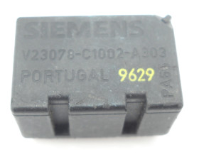 Przekaźnik samochodowy V23078-C1002-A303 SIEMENS