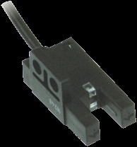 Fork light barrier, PNP, 5-24 VDC, cable, 0.15 m, IP50, 816817