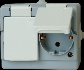 1302.4800.6 Earthed socket, IP 44, two-way horizontal