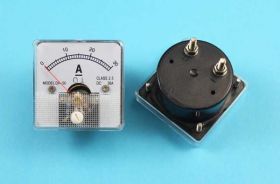 AMPER.KW.MAG. 30A+BOCZNIK 50x50mm