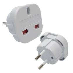 Adapter uniwersalny - przejściówka EU/UK. Wtyczka Europa, gniazdo Anglia.