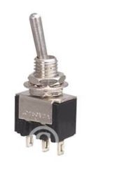 PRZEŁĄCZNIK DŹWIGIENKOWY MTS102 3A/250V POJEDYNCZY ON-ON PRZEL005