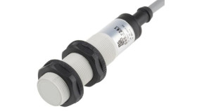 Czujnik Pojemnościowy 5 Mm Cylindryczny M18 X 1 300 Ma 20 › 250 V Ac Ip67