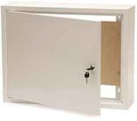 R555 Obudowa metalowa, natynkowa, wymiary: 540 x 340 x 160 mm - tylna ścianka: sklejka