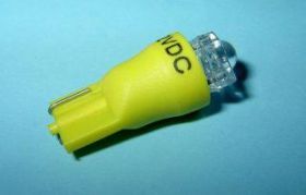 R-10 12V LED ŻÓŁTA Z COKOŁ.PLAS.FLUX